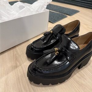 NEW Meela Loafer in Black Size 7.5